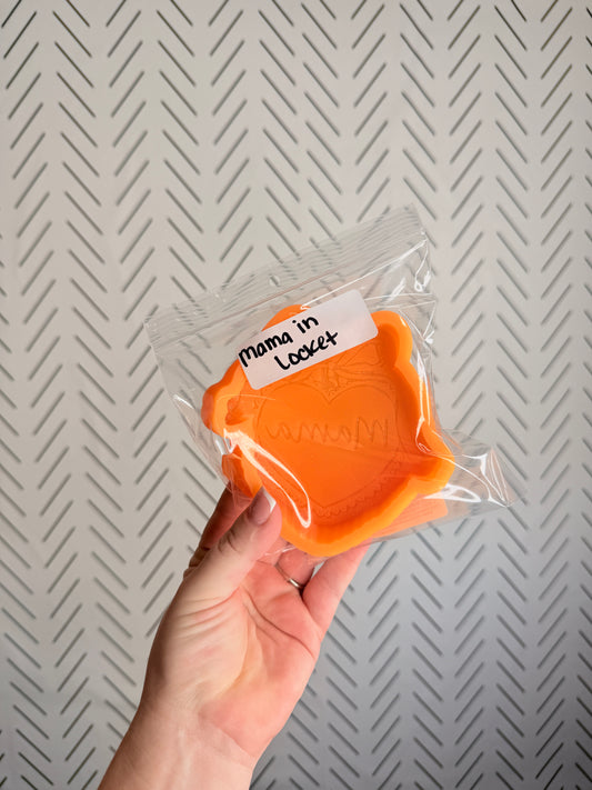 CUSTOM- Mama in Locket