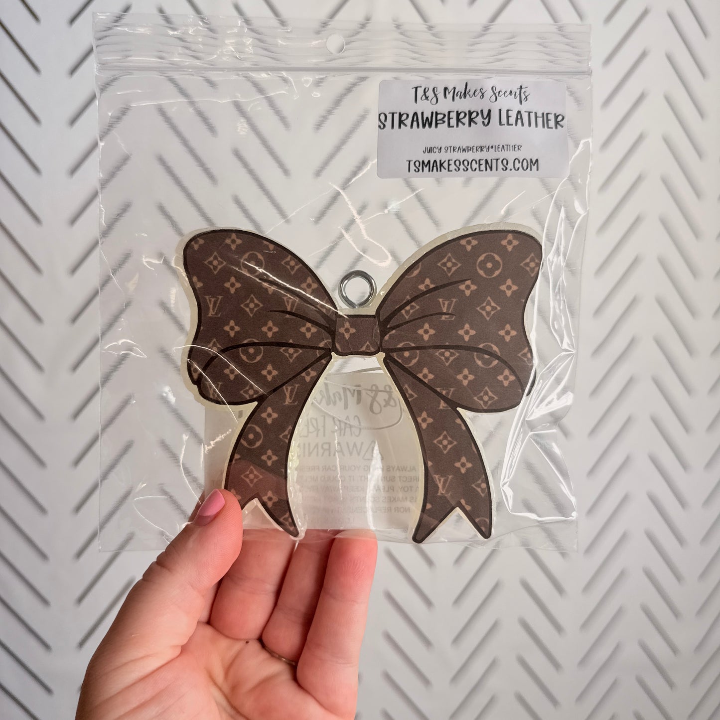 Strawberry Leather- 4166