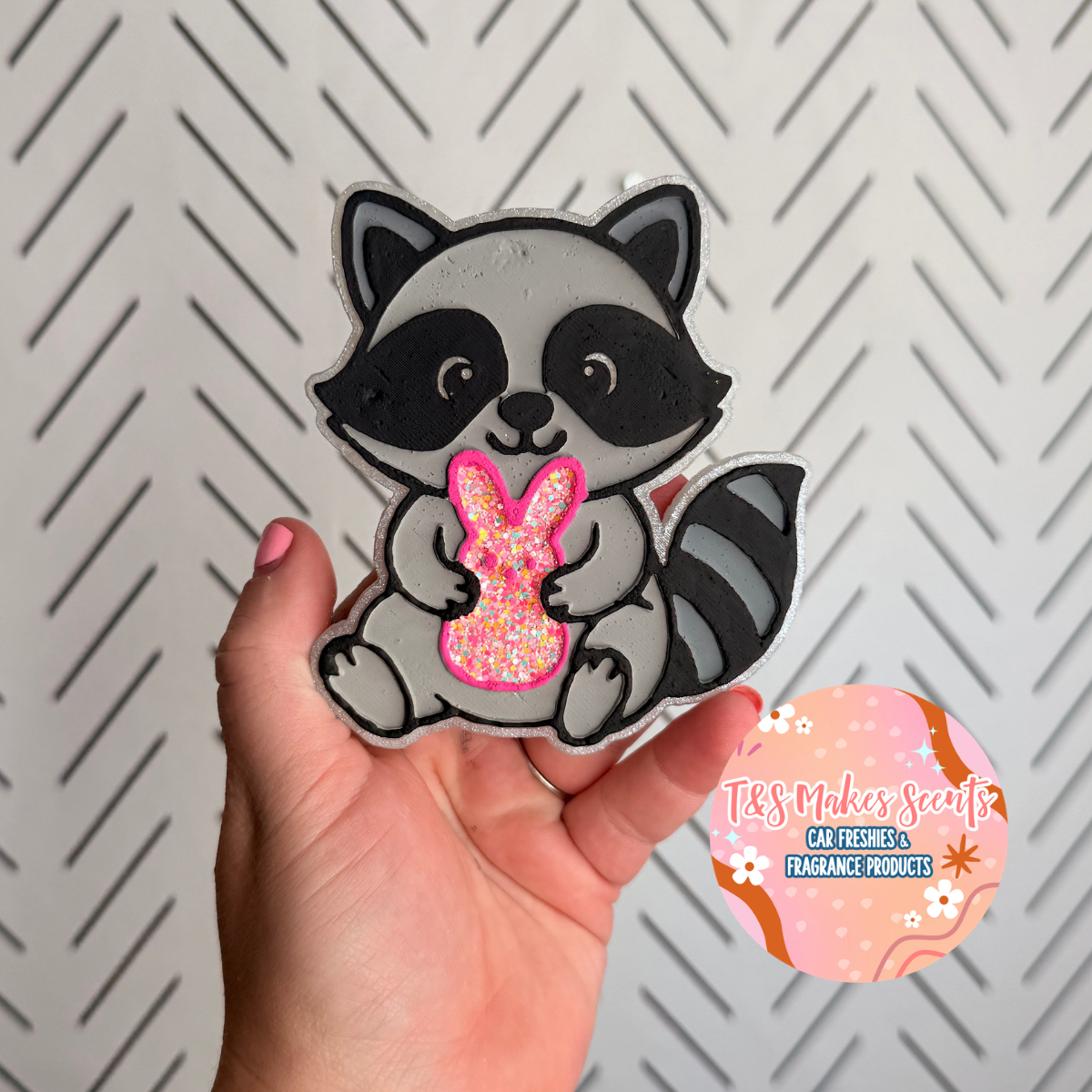 CUSTOM- Raccoon w/ Peep