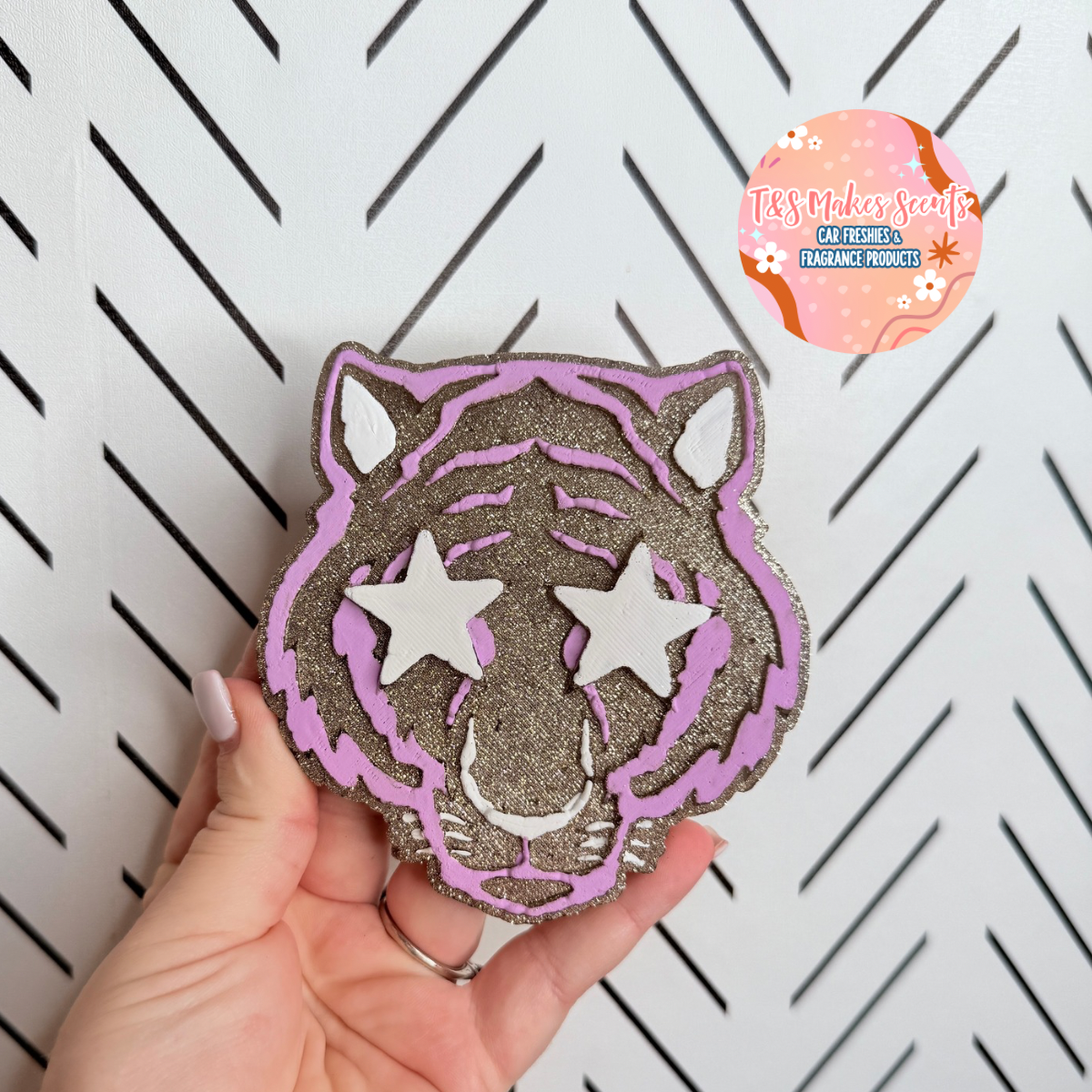 CUSTOM- Tiger w/star eyes