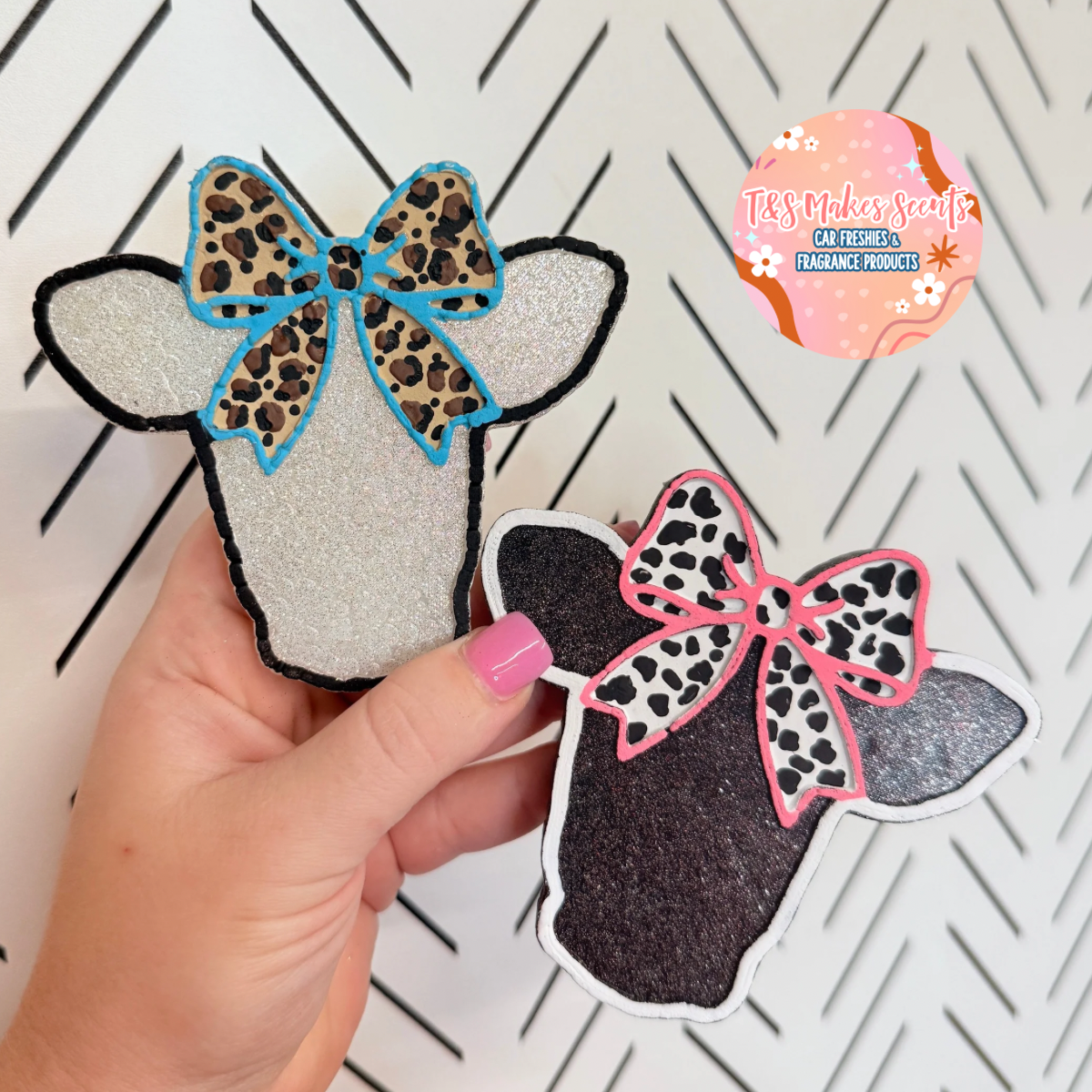 CUSTOM- Cow head with bow