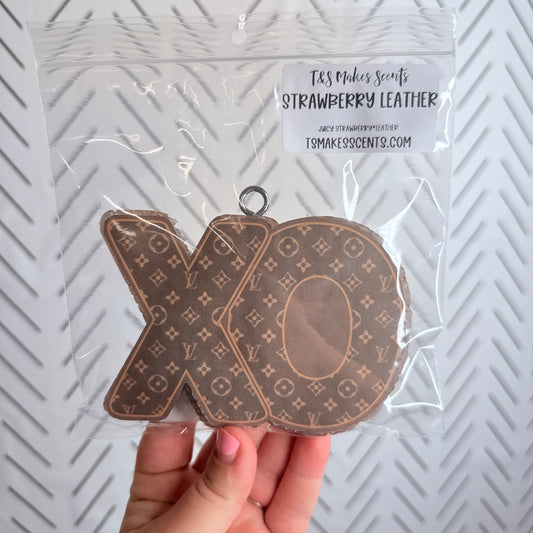 Strawberry Leather- 410