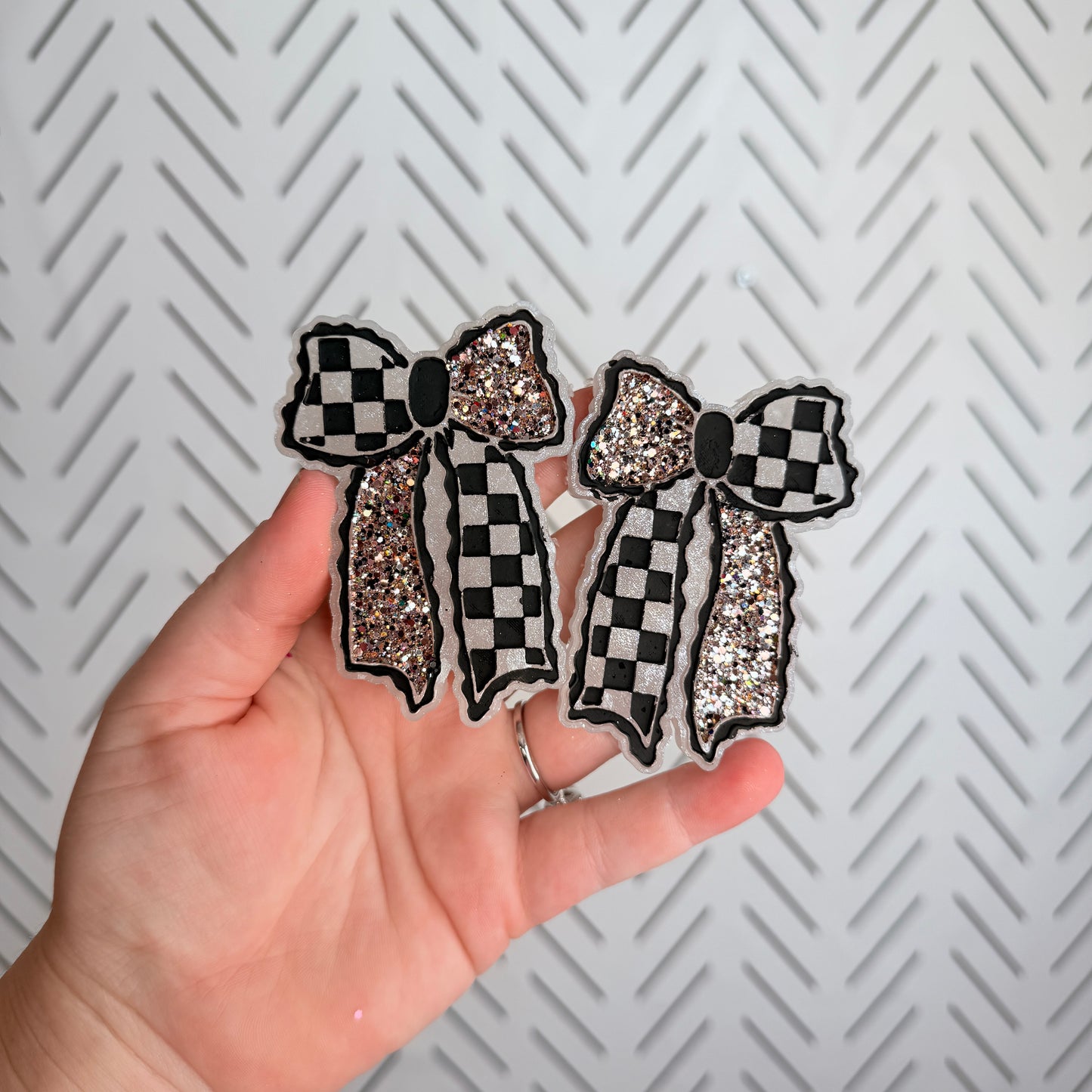 CUSTOM- Checkered Bow- Vent Clip