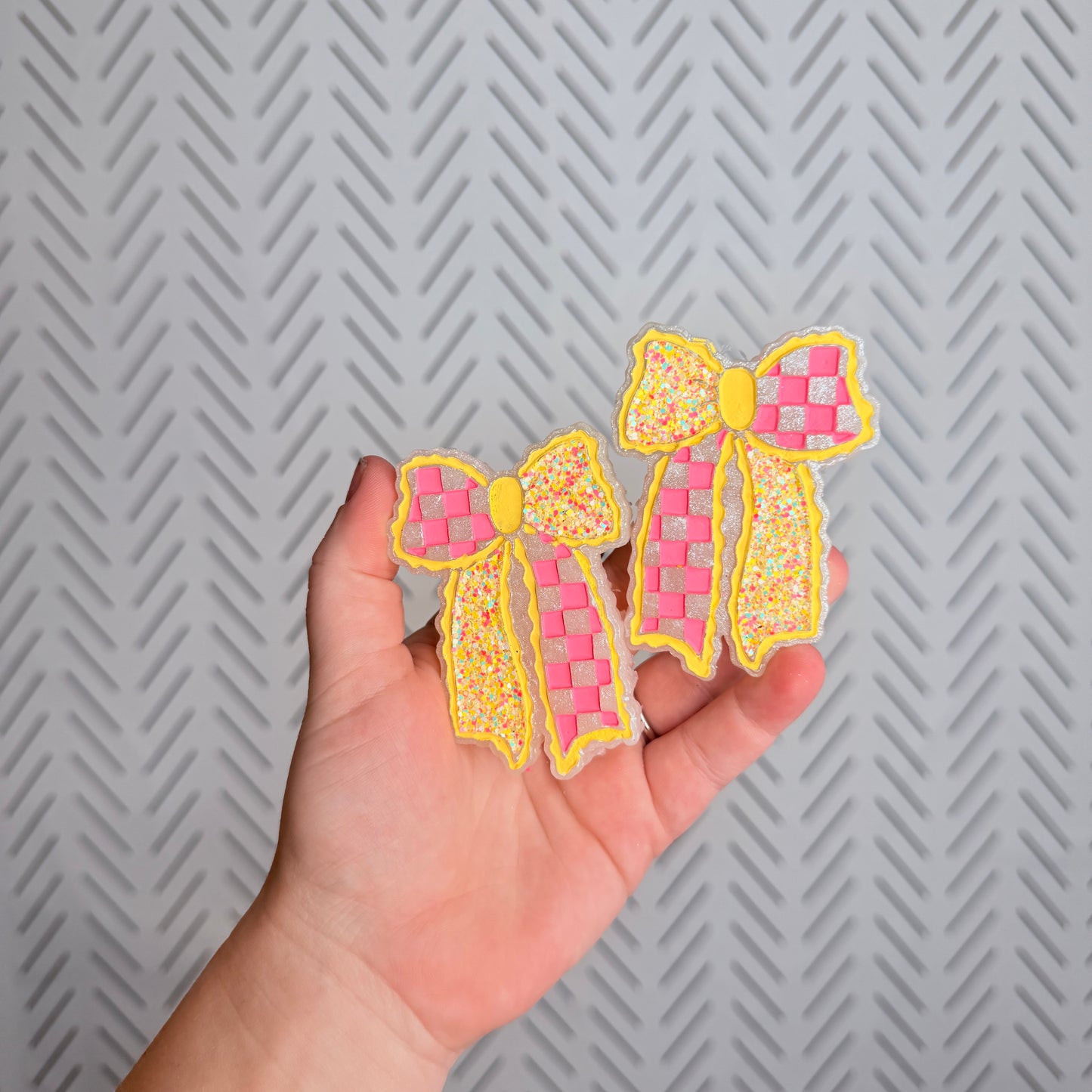 CUSTOM- Checkered Bow- Vent Clip