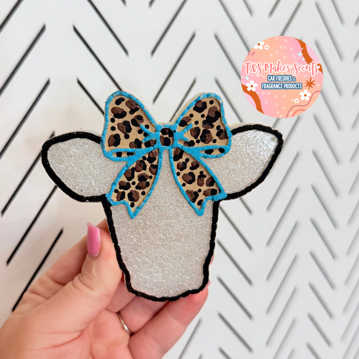 CUSTOM- Cow head with bow