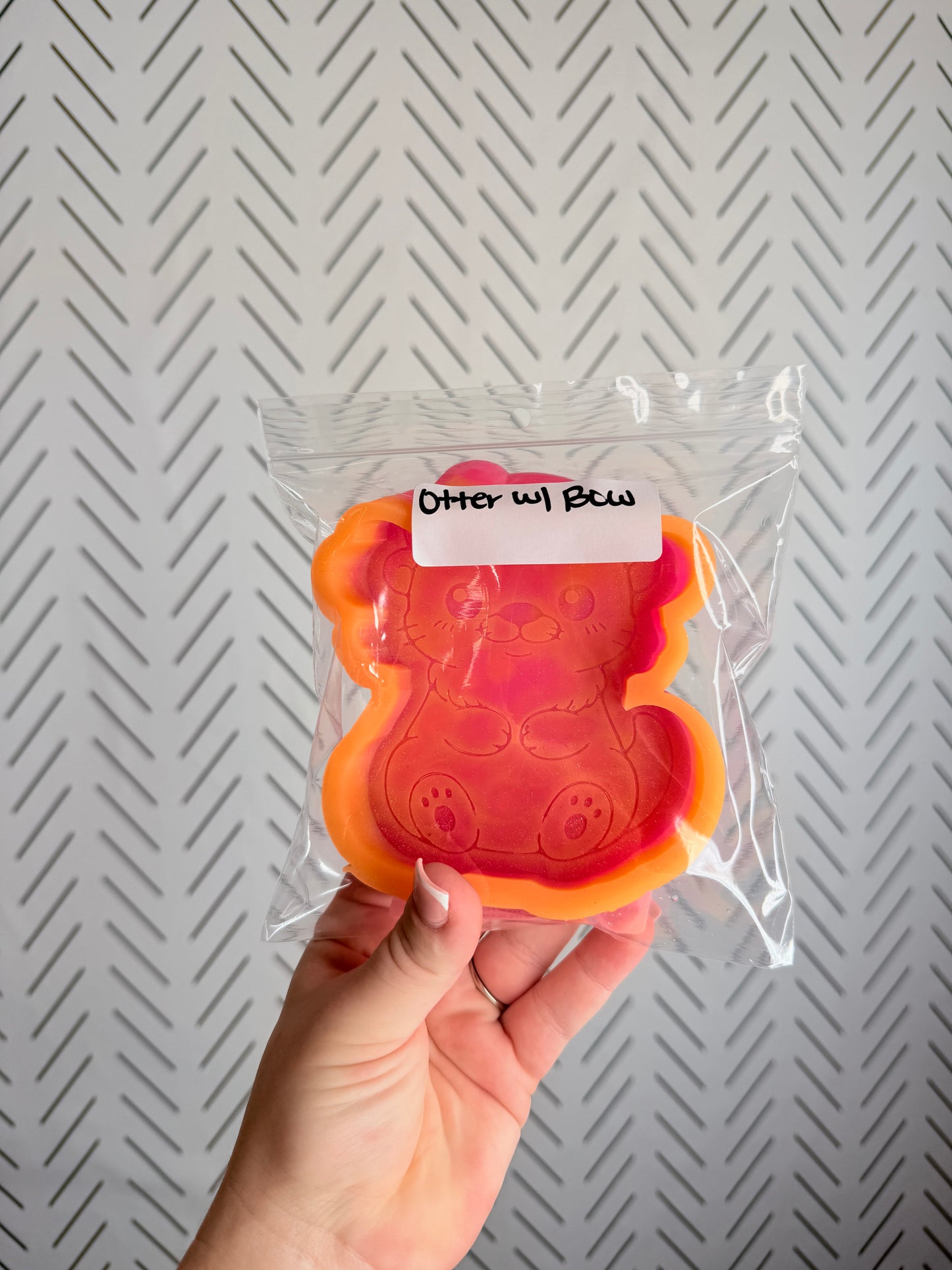 CUSTOM- Otter w/ Bow