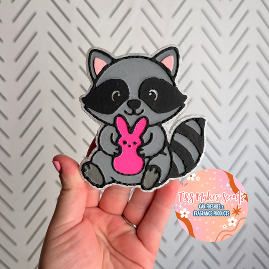 CUSTOM- Raccoon w/ Peep